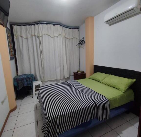 بنسيون Hostal Venecia Tu Casa En Manta