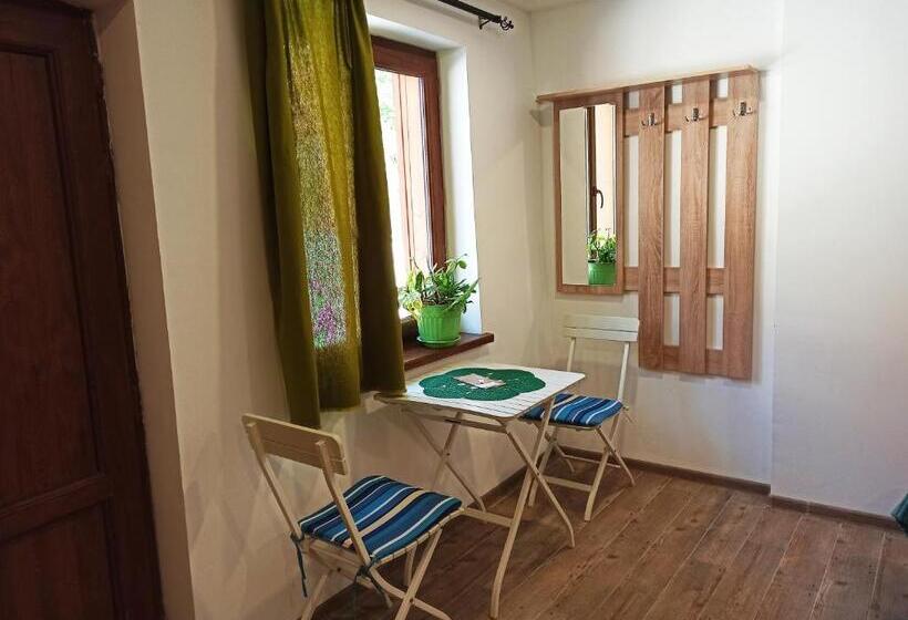 Пансион Jermatun Guest House