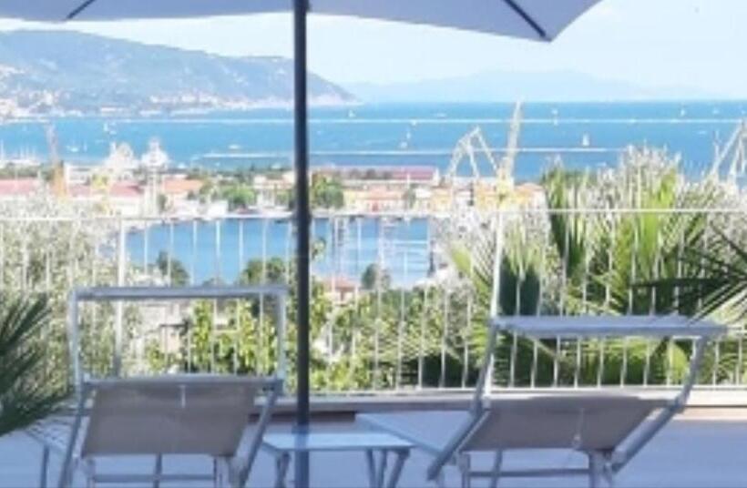 پانسیون Luxury Dreams