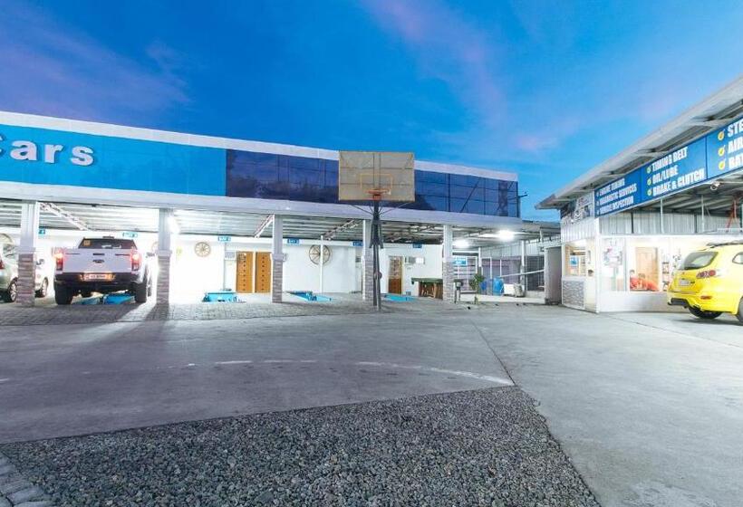 Reddoorz Plus @ Jollydays Hotel Nueva Ecija