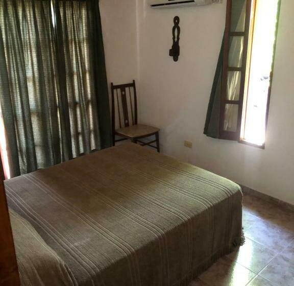 Hostel Cabañas Los Aromos