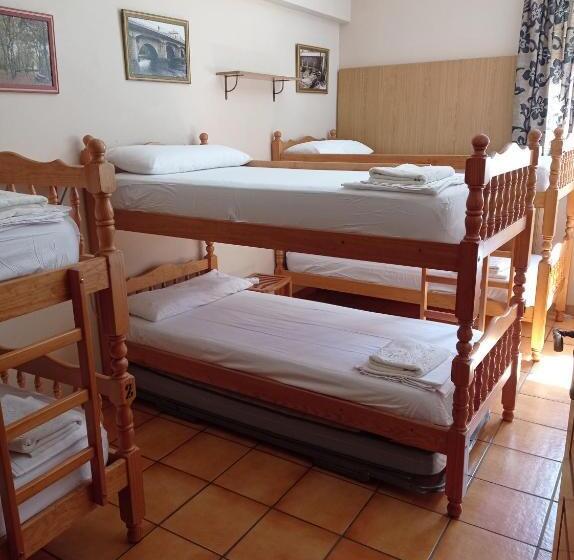 Albergue De Peregrinos Ultreia Et Suseia