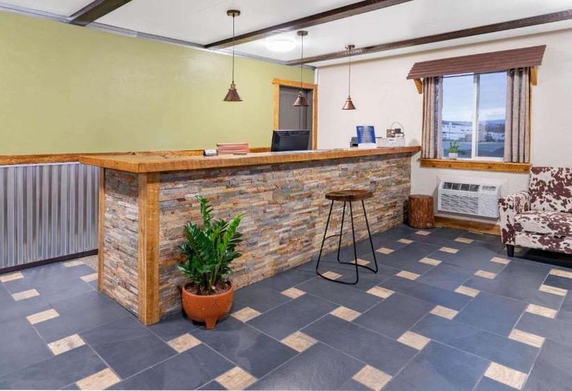 הוסטל Travelodge By Wyndham Lovell/bighorns