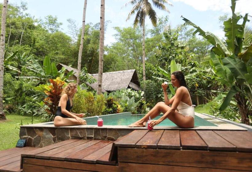 Bed and Breakfast Rnv Eco Resort Bungalows