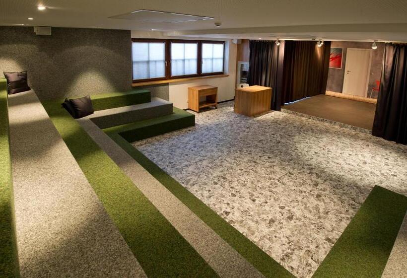 Hofgut Apartment & Lifestyle Resort Wagrain