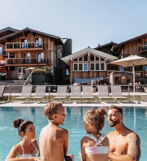 Hofgut Apartment & Lifestyle Resort Wagrain