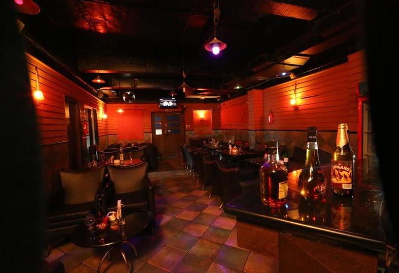 Отель Aishwaryaa