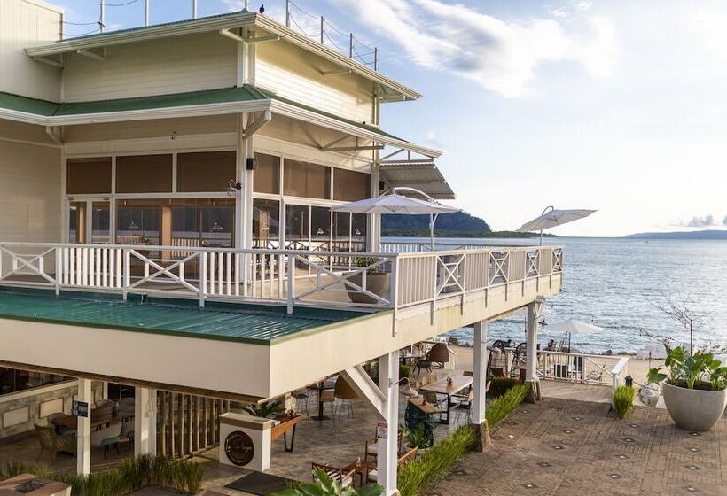 בית מלון כפרי Amaka Ocean Living Lodge