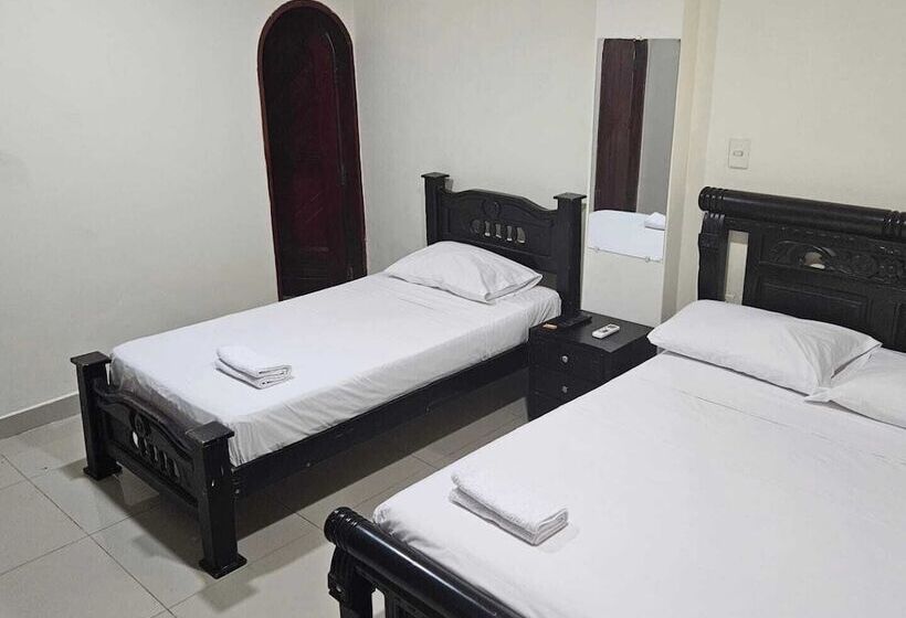 בית מלון כפרי Barranquilla Inn