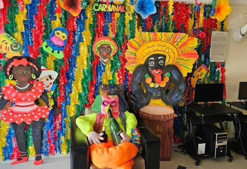 בית מלון כפרי Barranquilla Inn