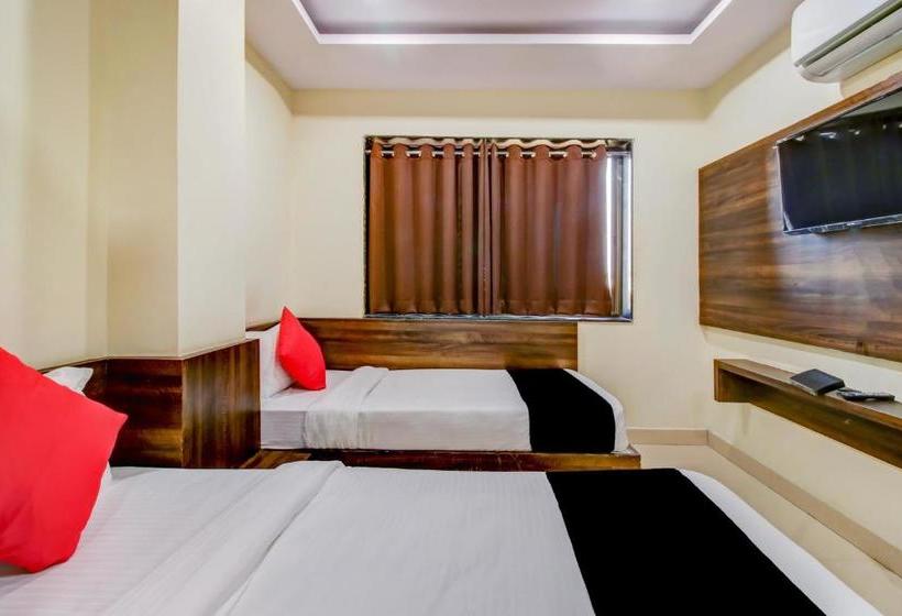 Capital O76275 Hotel Kasturi Residency