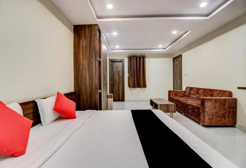Capital O76275 Hotel Kasturi Residency