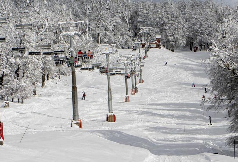 Отель El Refugio Ski & Summer Lodge