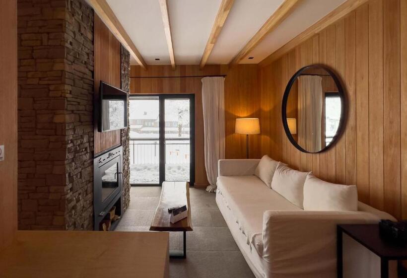 Отель El Refugio Ski & Summer Lodge