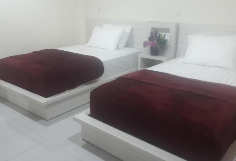 هتل Granada Inn Palu