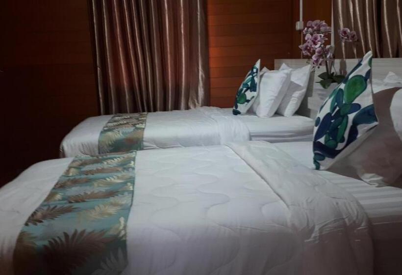 ホテル Granada Inn Palu