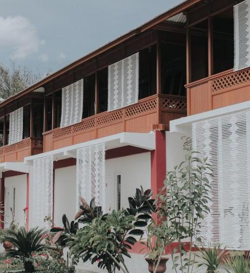 ホテル Granada Inn Palu