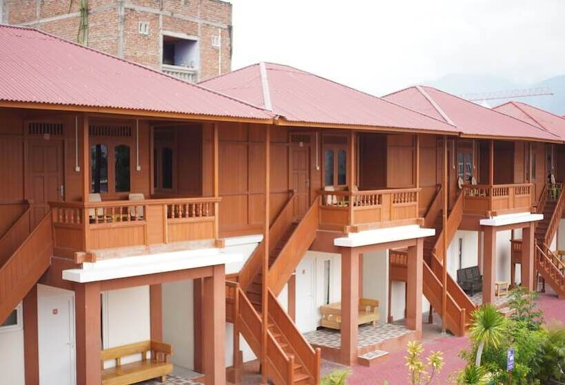 ホテル Granada Inn Palu