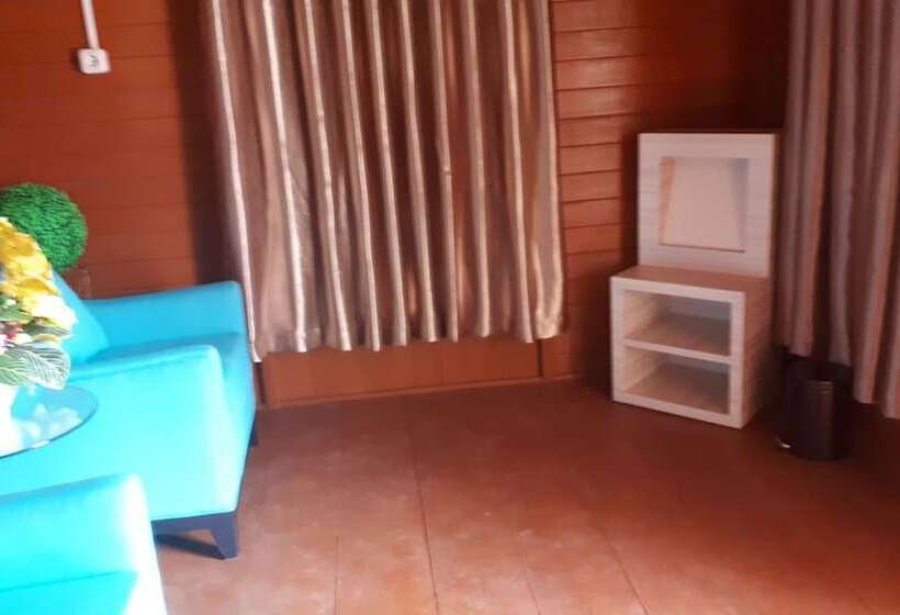 ホテル Granada Inn Palu