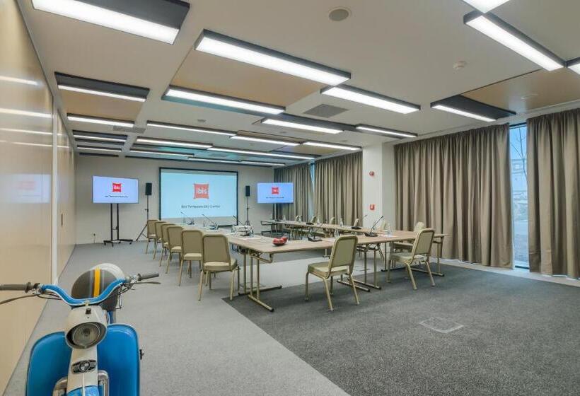 בית מלון כפרי Ibis Timisoara City Center