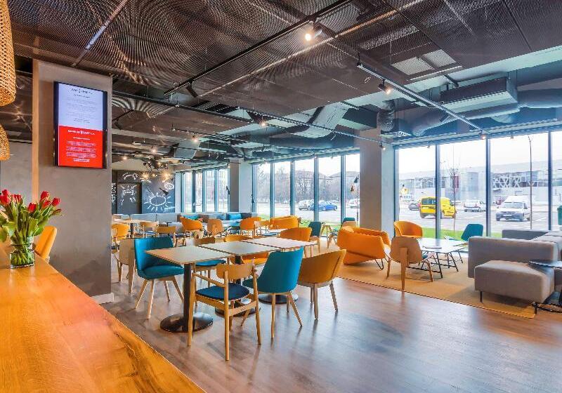 בית מלון כפרי Ibis Timisoara City Center