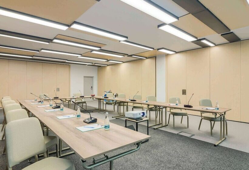 בית מלון כפרי Ibis Timisoara City Center