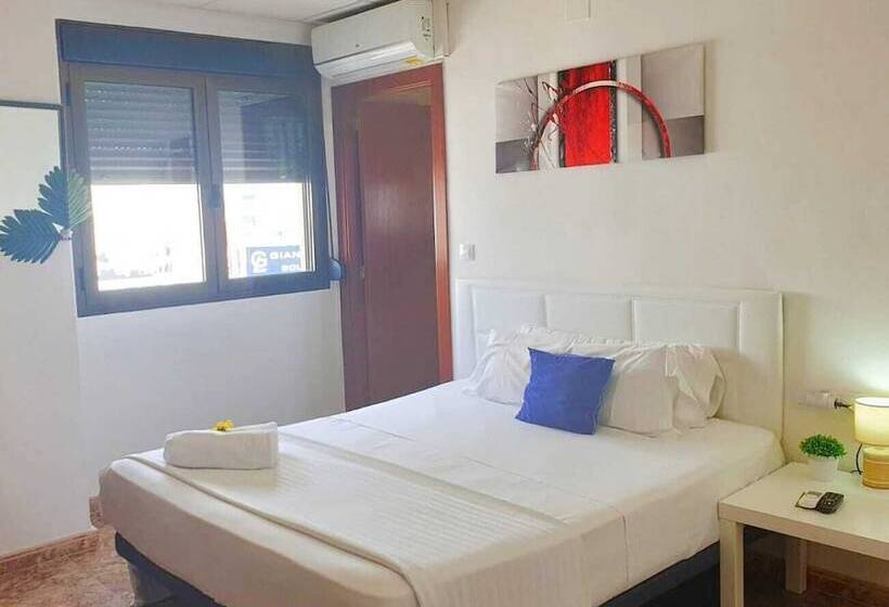 فندق M5 Valencia Aeropuerto