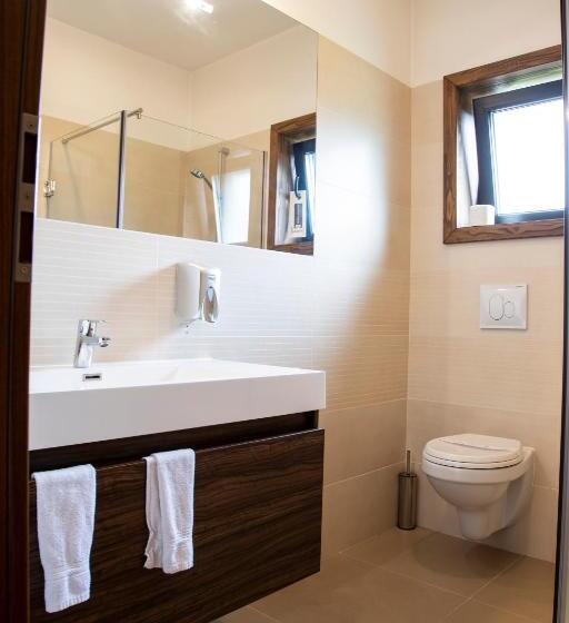 Отель Mirage Resort & Spa