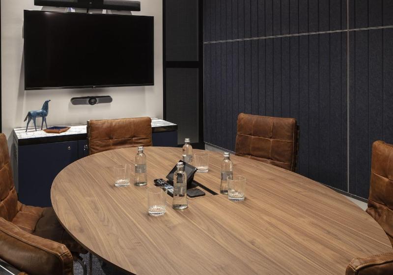 Next Hotel Melbourne, Curio Collection By Hilton