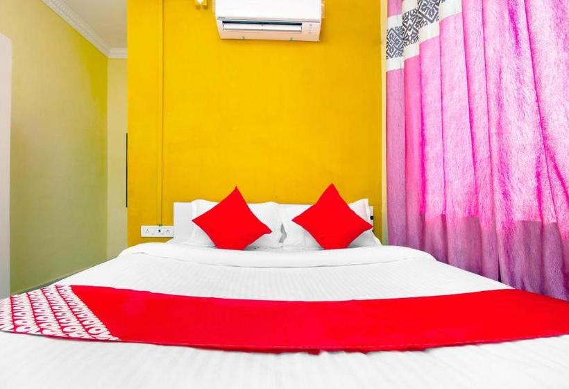 בית מלון כפרי Oyo 30093  Sai Shraddha