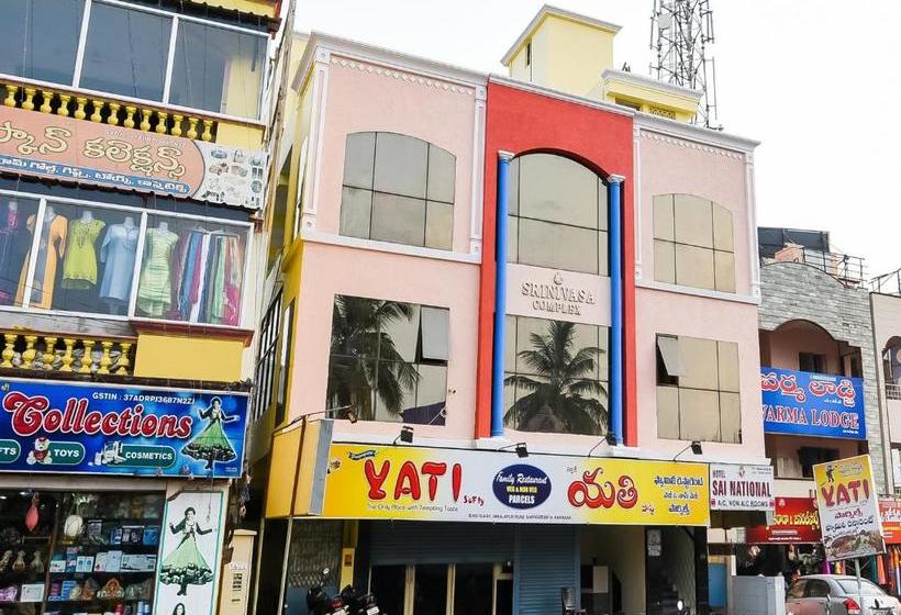 בית מלון כפרי Oyo 39904 Swarna Palace