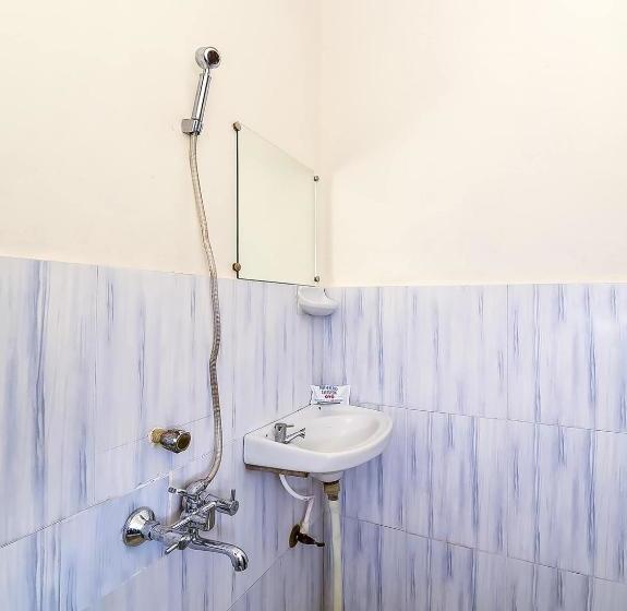 בית מלון כפרי Oyo 39904 Swarna Palace