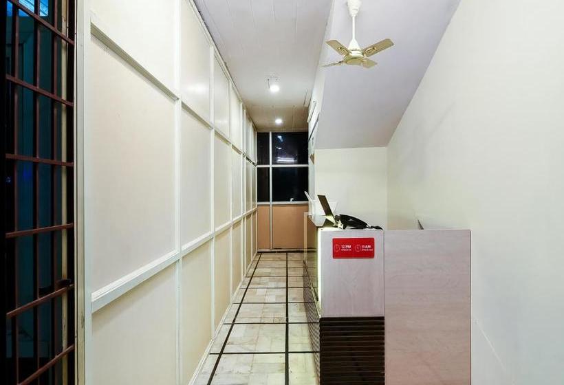 בית מלון כפרי Oyo 39904 Swarna Palace