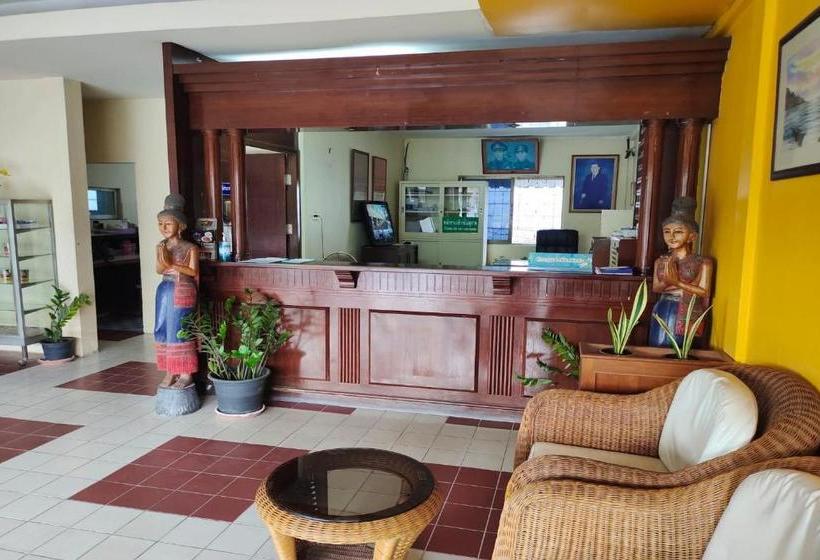 호텔 Oyo 655 Burapa Inn