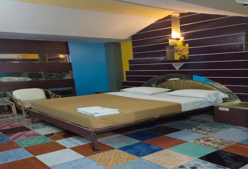 호텔 Oyo 655 Burapa Inn