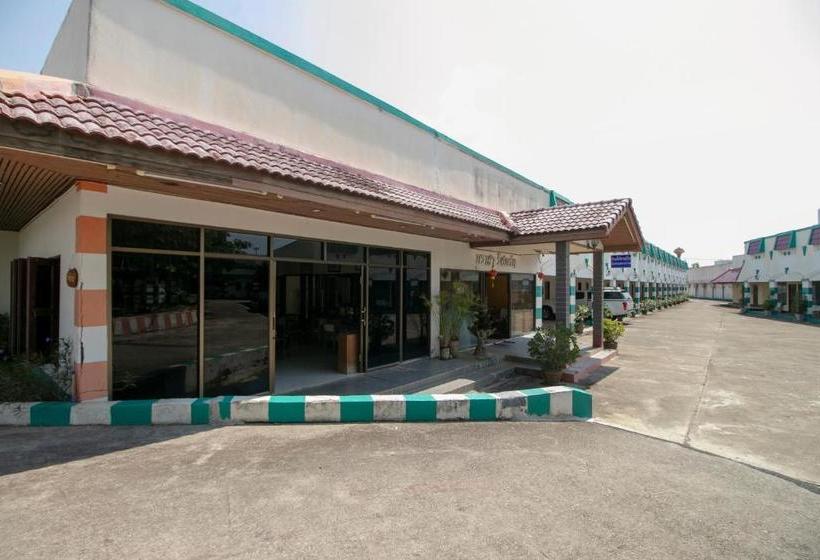 호텔 Oyo 655 Burapa Inn