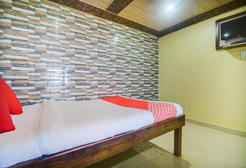 בית מלון כפרי Oyo 68011 Resort Shankarmuni