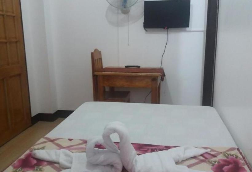 Hotel Oyo 704 Yang S Homestay