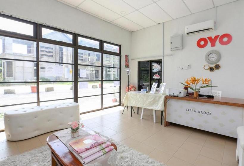 Отель Oyo 90115 Citra Kadok & Banquet Hall