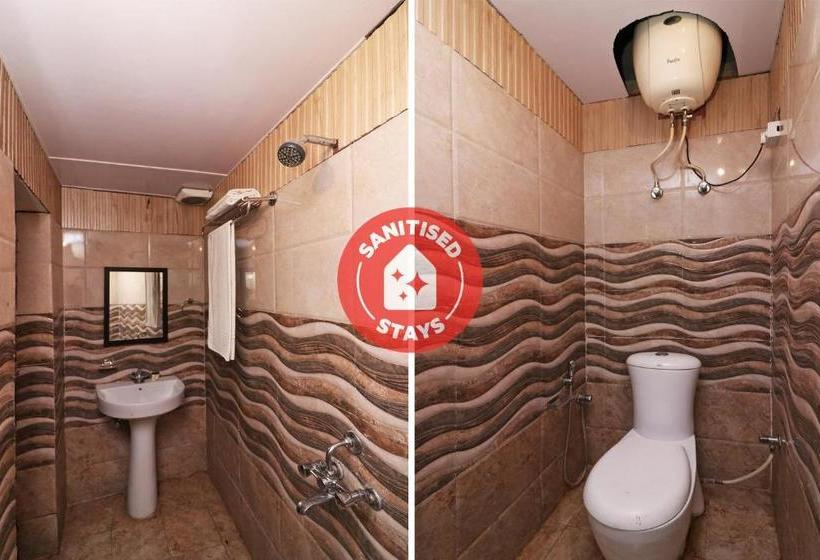 ホテル Oyo Flagship 77056 Dharshini Tower