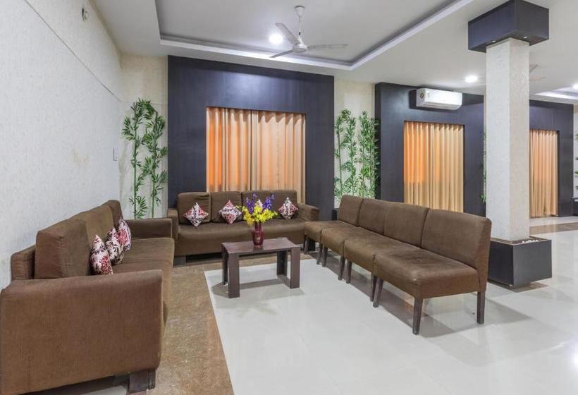 فندق Oyo Flagship 77107 Elite Pavoreal Pandi Kovil Rd