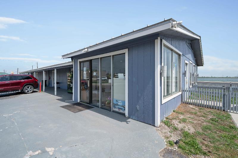 فندق Oyo  Rockport Bay View