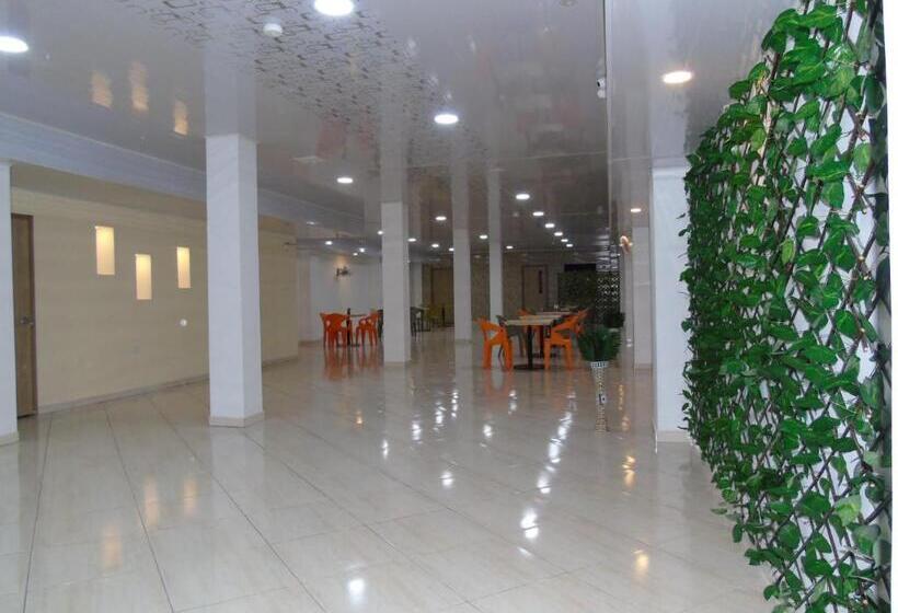 هتل Paradise Del Cafe