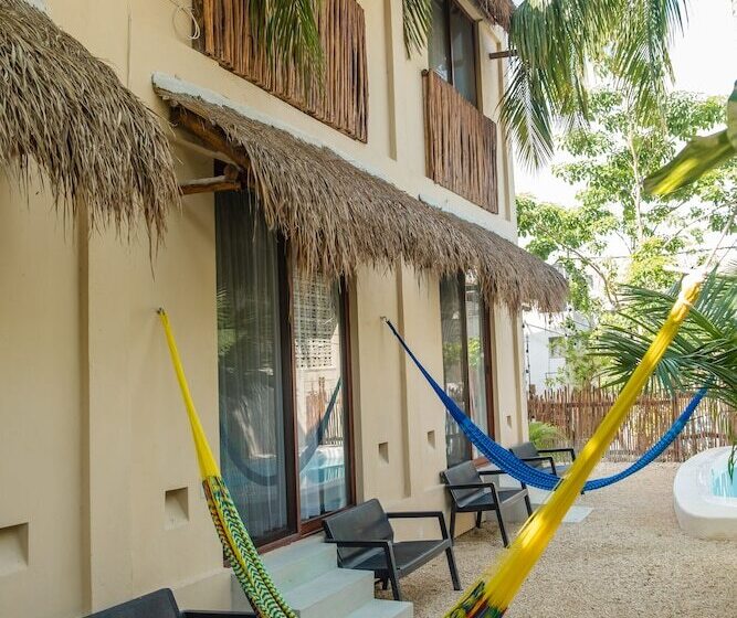 酒店 Pelecanus Suites Holbox
