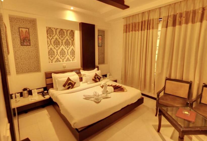 فندق Royale Ambience