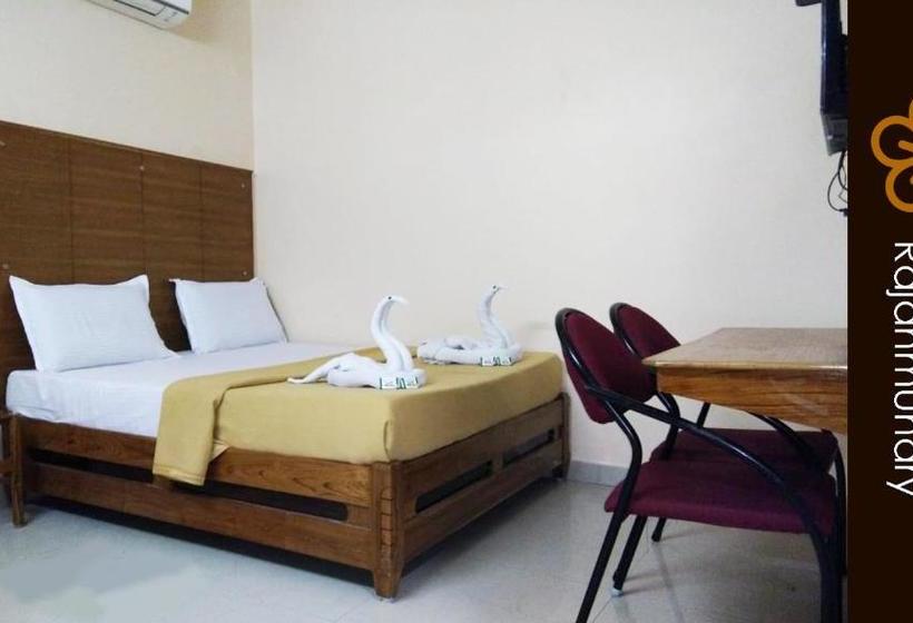 בית מלון כפרי Sona Residency