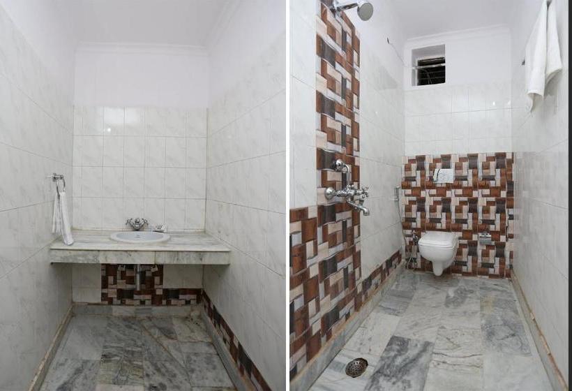 فندق Spot On 37270 Apna Niwas