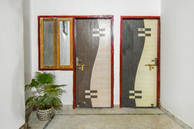 فندق Spot On 66468 The Golden Grand