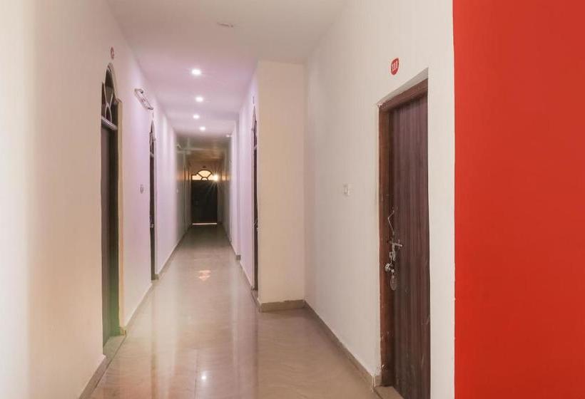 ホテル Spot On 76190 Vrindavan