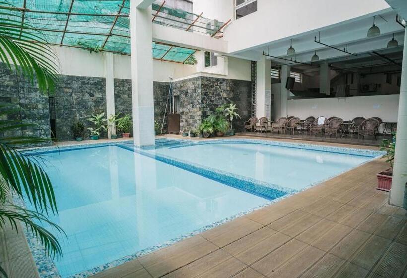 בית מלון כפרי Tancor Residential Suites